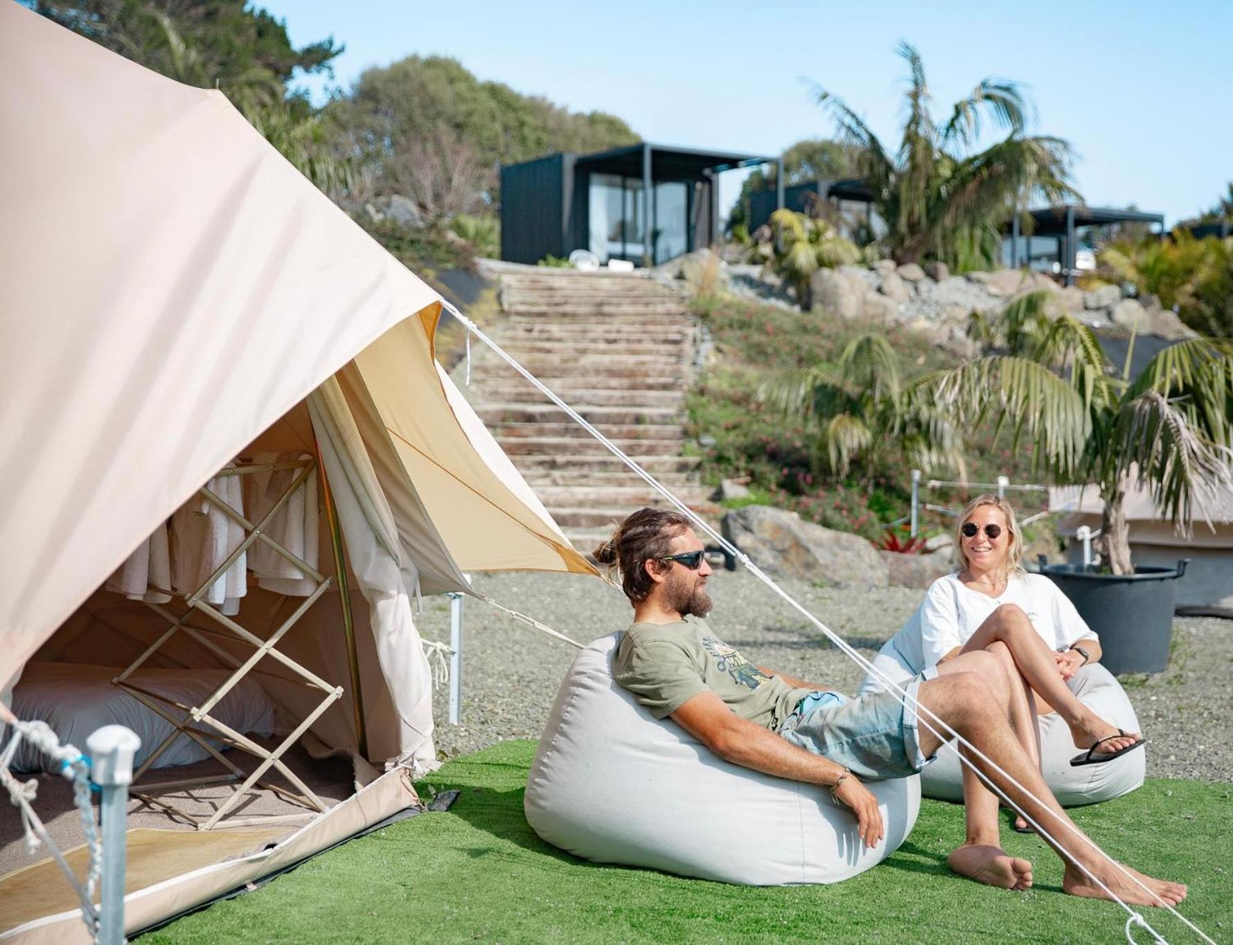 Hotel Aotearoa Surf Eco Pods Te Arai Zewnętrze zdjęcie