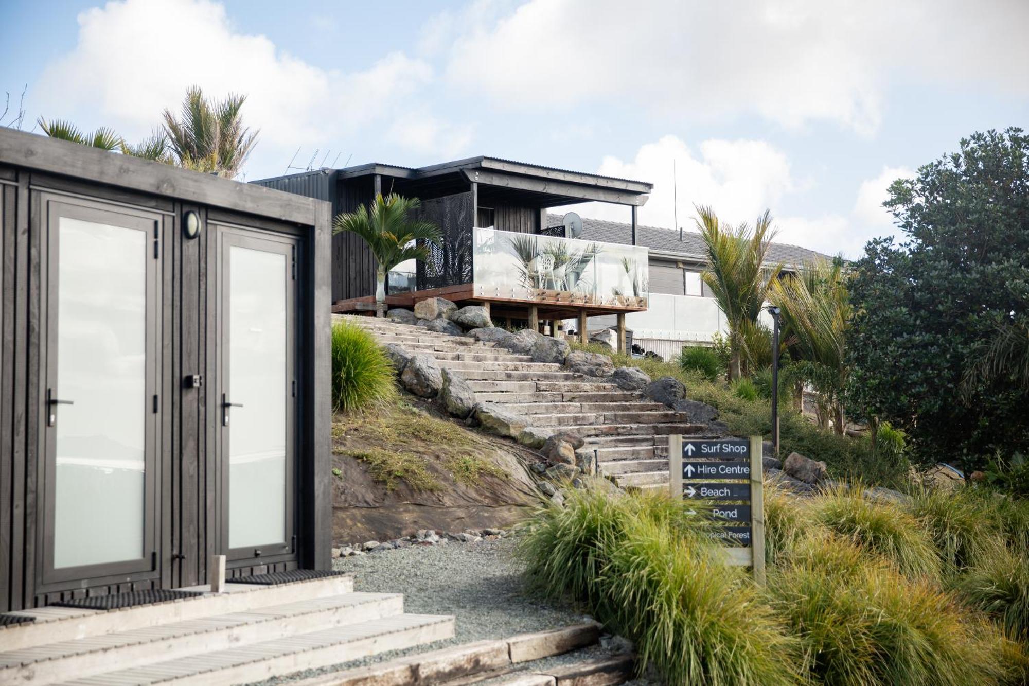 Hotel Aotearoa Surf Eco Pods Te Arai Zewnętrze zdjęcie