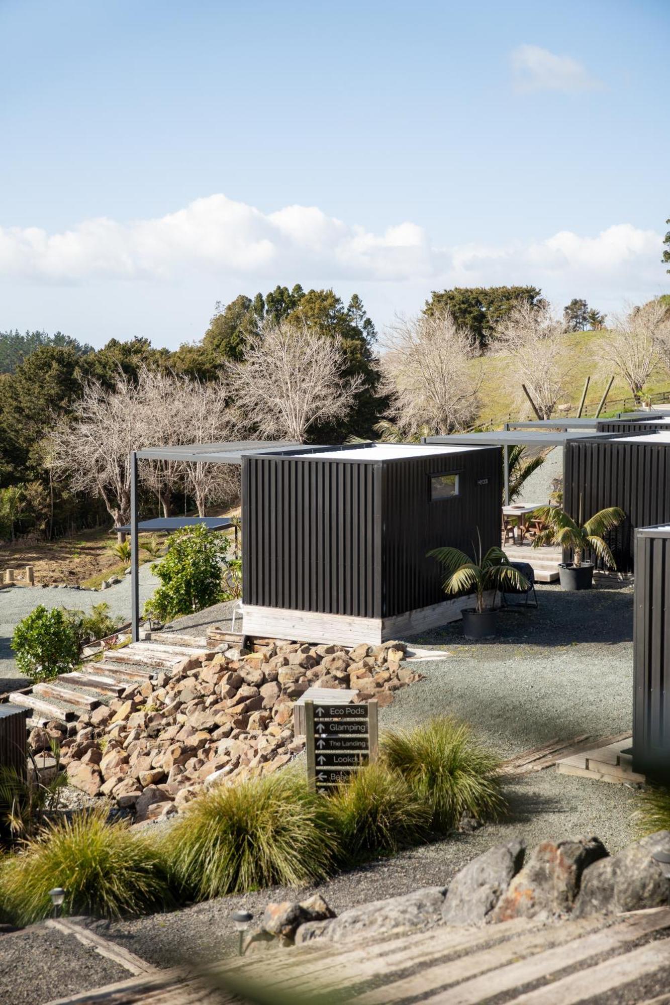 Hotel Aotearoa Surf Eco Pods Te Arai Zewnętrze zdjęcie