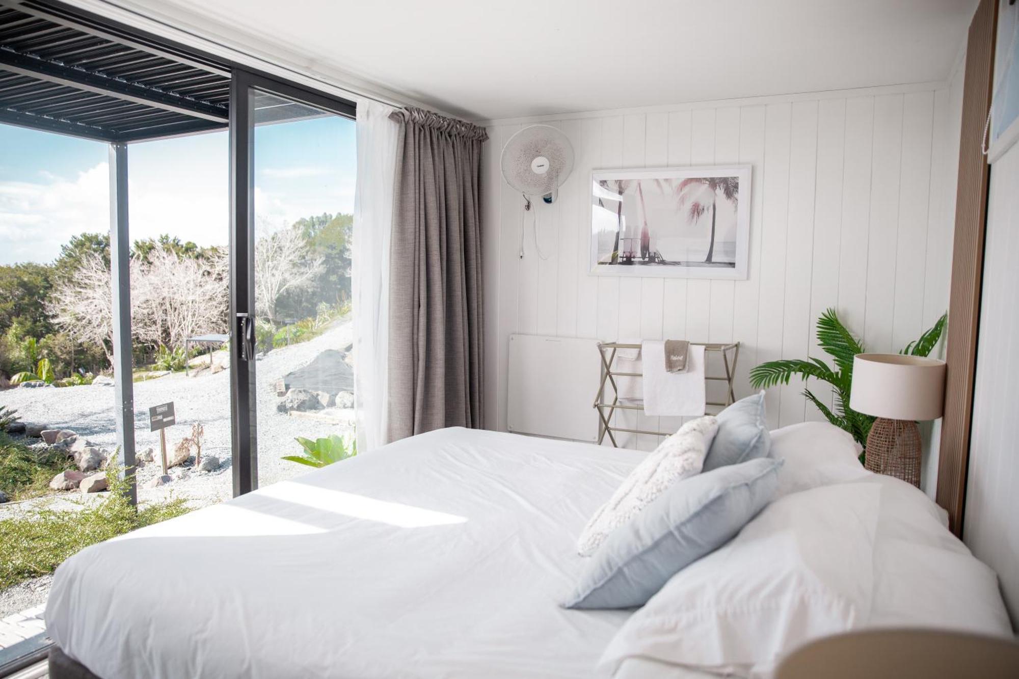 Hotel Aotearoa Surf Eco Pods Te Arai Zewnętrze zdjęcie
