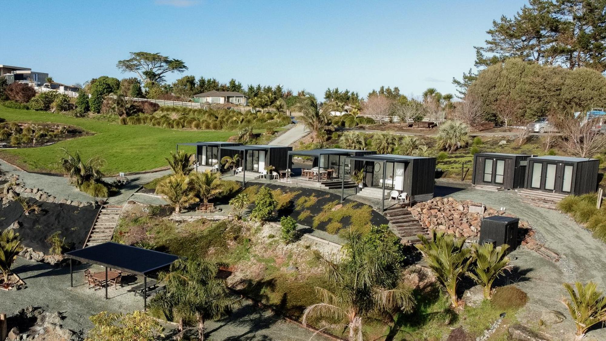 Hotel Aotearoa Surf Eco Pods Te Arai Zewnętrze zdjęcie