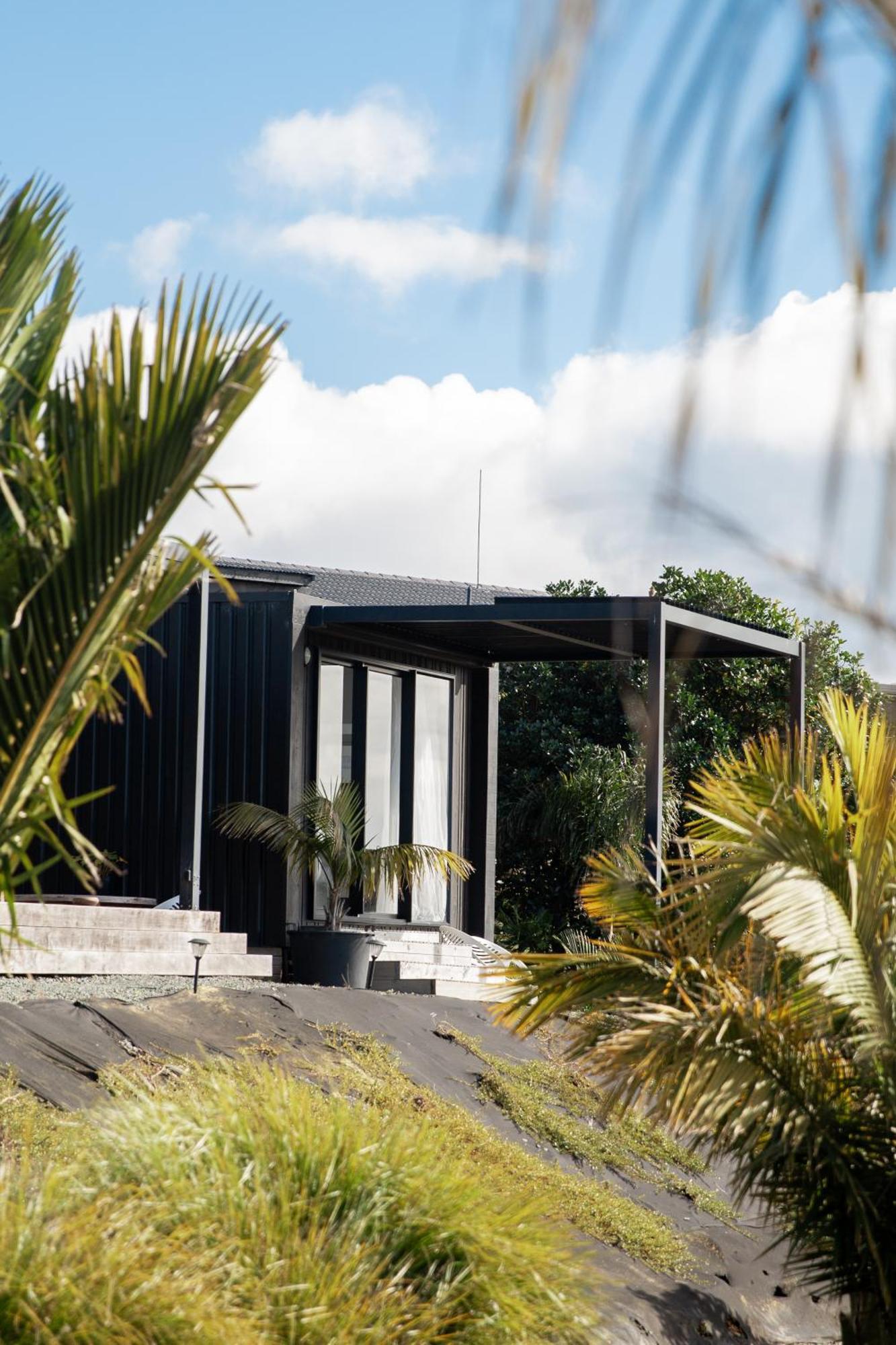 Hotel Aotearoa Surf Eco Pods Te Arai Zewnętrze zdjęcie